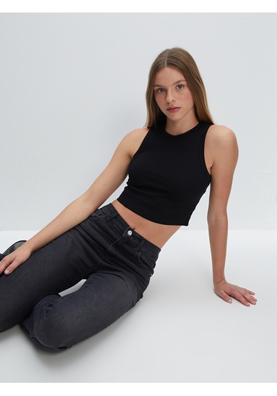 Lcw Vision Siyah Bisiklet Yaka Dokulu Kadın Crop