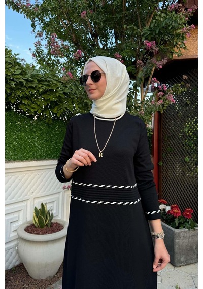 Rabia Şamlı Samanyolu Siyah Triko Elbise Normal
