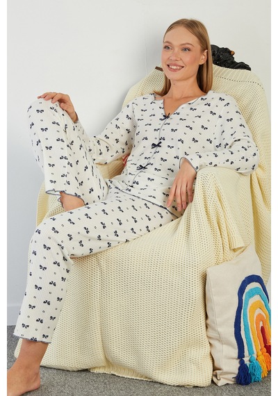 Fullamoda Fiyonk Desenli V Yaka Pijama Takımı Lacivert