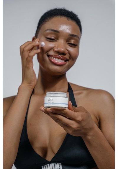 Su Bazlı Moisturizer Nemlendirici Aydınlatıcı Yüz Kremi 50 Ml