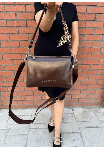 Just Polo Kadın Premium Şal Detaylı Yumuşak Deri Ayarlanabilir Askılı Çapraz El Ve Omuz Çantası Ebat : 28 X 18 Cm Rugan Kahverengi