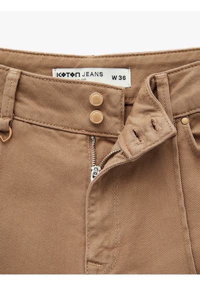 Koton Nervürlü Cepli Düğmeli Yüksek Bel Pamuklu Düz Paça Pantolon - Straight Fit Jean Kahverengi 6wal40023mw Kahve Koton Nervürlü Cepli Düğmeli Yüksek Bel Pamuklu Düz Paça Pantolon - Straight Fit Jean Kahverengi 6wal40023mw Kahve