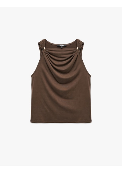 Koton Slim Fit Metal Aksesuarlı Drapeli Viskon Degaje Yaka Kolsuz Bluz Kahverengi 7wak10149ek Kahve