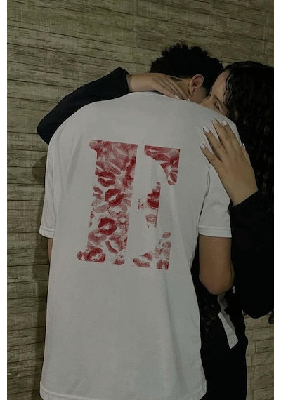 Kiss Design E Harfi Tişört Beyaz