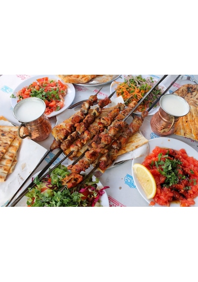 Kebap Şişi Karışık Adana .Kuşbaşı . Ciğer