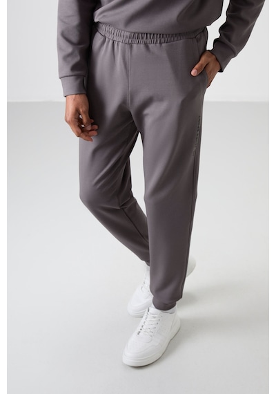 Tommy Life Koyu Gri Pamuklu Kalın Yumuşak Dokulu Comfort Fit Baskılı Erkek Eşofman Takım - 85253 Koyu Gri Tommy Life Koyu Gri Pamuklu Kalın Yumuşak Dokulu Comfort Fit Baskılı Erkek Eşofman Takım - 85253 Koyu Gri