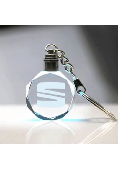 Seat Işıklı Anahtarlık 7 Renk Şık Oto Car Keychain Led