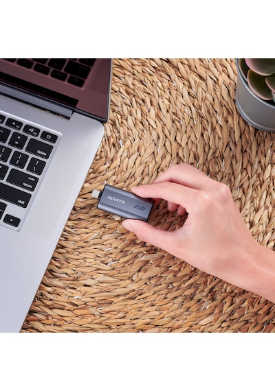 A-Data SC750 SC750-500G-CCBK 500 TB USB 3.2 1050-1000MB/s Taşınabilir SSD Disk