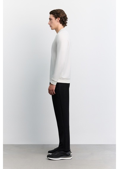 Avva Erkek Ekru Bisiklet Yaka Kolay Ütülenen Regular Fit Sweatshirt B001035