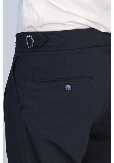 Lacivert Çift Pileli Tokalı Yüksek Bel Slim Fit Pantolon Wessi Lacivert