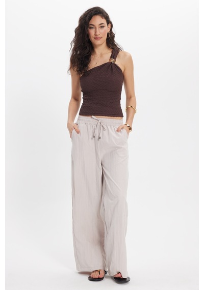 Tudors Kadın Relax Fit Rahat Kesim Beli Bağcıklı Lastikli Yumuşak Dokulu Çift Cepli Bej Pantolon-50636