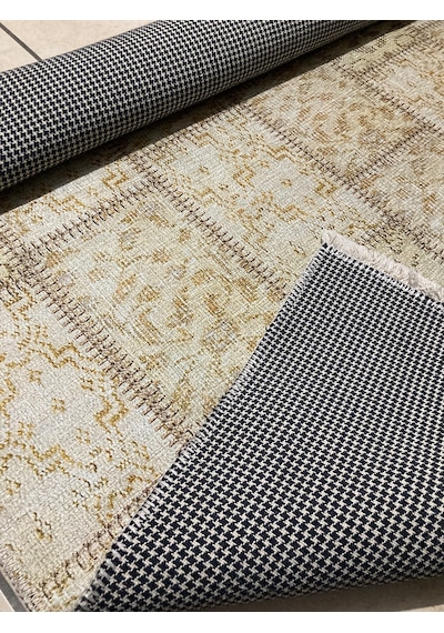 Tuğra Patchwork Desenli Alt Kısmı Dokuma Kilim 160x230 Ebatlı