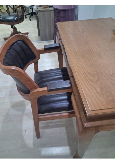 Çalışma Masa Klasik Alt St 90630 Dilimli Sandalye Lüks Klasik Ceviz Renk Model Kahverengi Çalışma Masa Klasik Alt St 90630 Dilimli Sandalye Lüks Klasik Ceviz Renk Model Kahverengi
