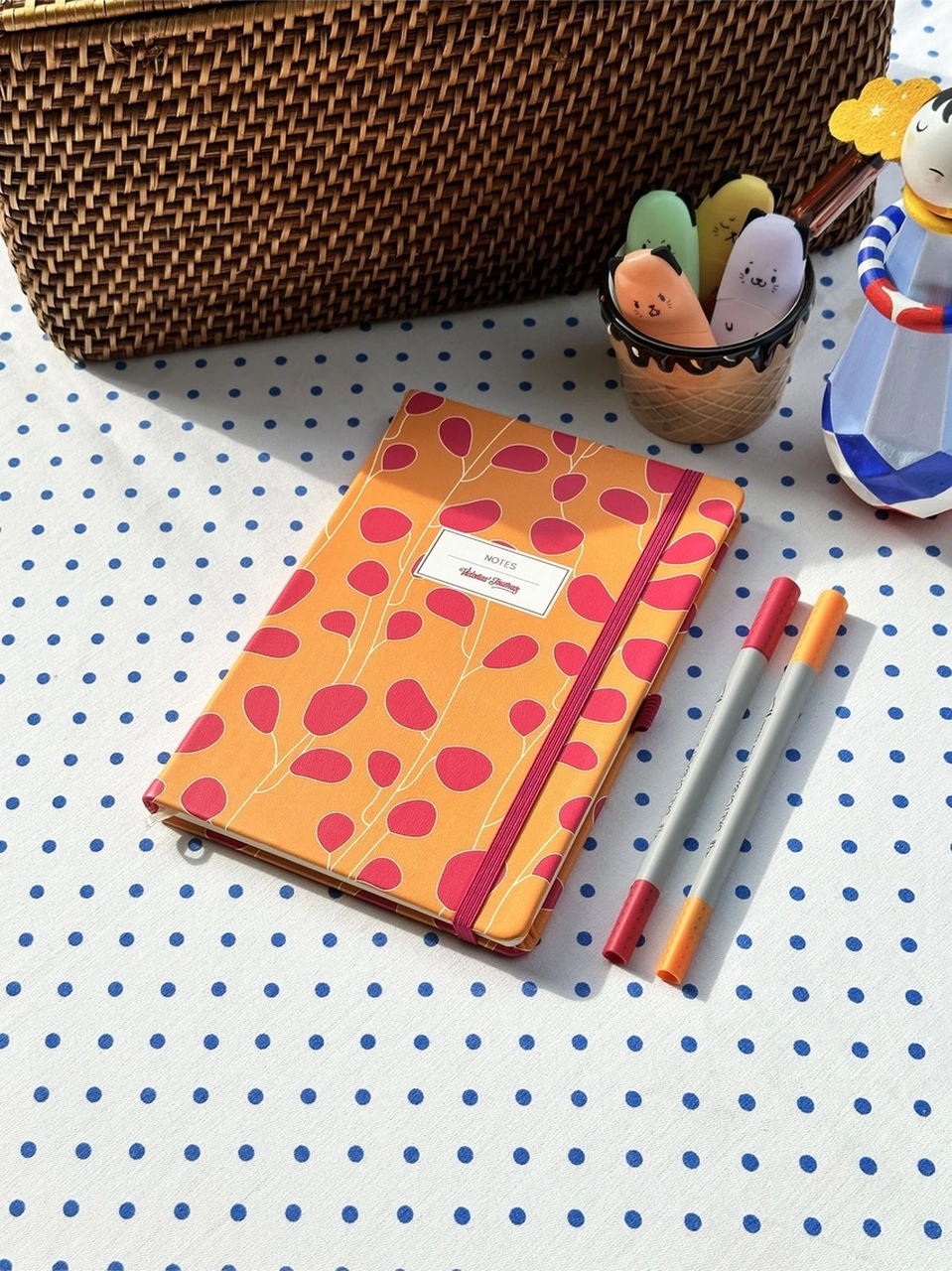 Venzi Art Sert Kapak Vegan Deri 192 Sayfa A5 80gr. Çizgili Defter Turuncu