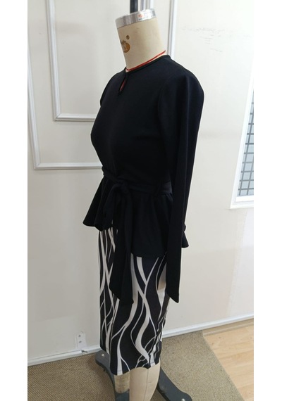 Bhrwear Kadın Uzun Kollu Bisiklet Damla Yakalı Belden Kuşaklı Önü Asimetrik Detaylı Eteği Desenli Midi Modal Ikili Takım Renkli