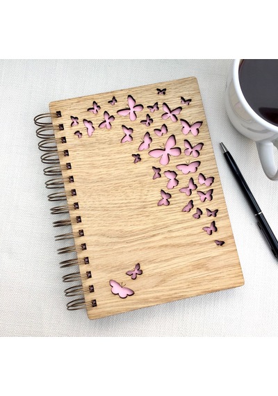 Ahşap Kapaklı.İsme Özel.Kelebek Desenli Ajanda Ve Defter Ajanda-Beyaz Çizgili