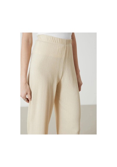 LC Waikiki Lcwaıkıkı Classic Bej Beli Lastikli Dokulu Kadın Pantolon Lıght Beıge