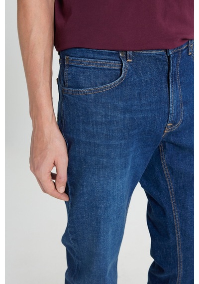 Lee Daren Regular Fit Normal Bel Koyu Mavi Esnek Jean Kot Pantolon Dark Hunt-l707vme13 Lee Daren Regular Fit Normal Bel Koyu Mavi Esnek Jean Kot Pantolon Dark Hunt-l707vme13