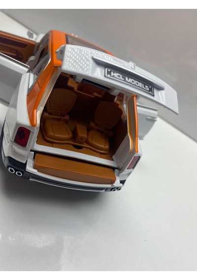 Metal Model Oyuncak Araba 1.24 Koleksiyon Araba Kapılar Açılır Sesli Işıklı Kırmızı