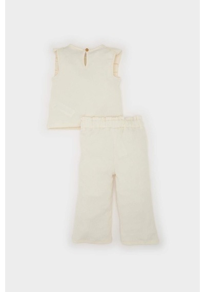 DeFacto Kız Bebek 2'li Takım Kolsuz Bluz Beli Lastikli Geniş Paça Pantolon C4016A525SMER2 Ekru DeFacto Kız Bebek 2'li Takım Kolsuz Bluz Beli Lastikli Geniş Paça Pantolon C4016A525SMER2 Ekru