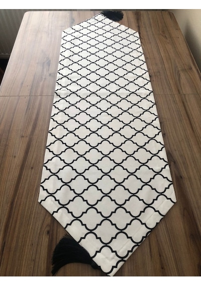 Beyaz Zemin Siyah Desenli Moroccan Runner Çok Renkli