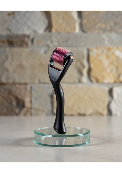 Derma Roller 540 Iğneli 1mm Titanyum Uçlu Uczzzzdermarollerrrrrr3 Siyah
