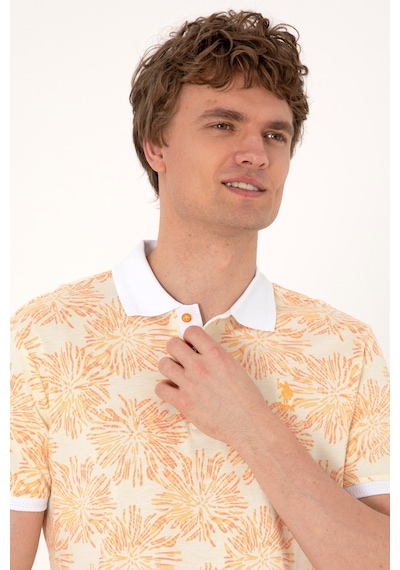U.S. Polo Assn. Erkek Regular Fit Polo Yaka Turuncu Tişört 50299618-VR202