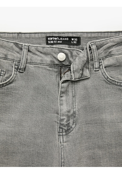 Koton Yıkamalı Cep Detaylı Normal Bel Slim Fit Pamuklu Dar Paça Jean Pantolon - Slim Fit Jeans Gri 7wam40172nd Koton Yıkamalı Cep Detaylı Normal Bel Slim Fit Pamuklu Dar Paça Jean Pantolon - Slim Fit Jeans Gri 7wam40172nd