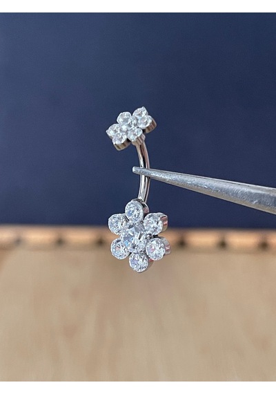 %100 G23 Titanyum Ful Zirkon Taşlı Çiçek Model Işıl Işıl Titanyum Göbek Piercingi Haki