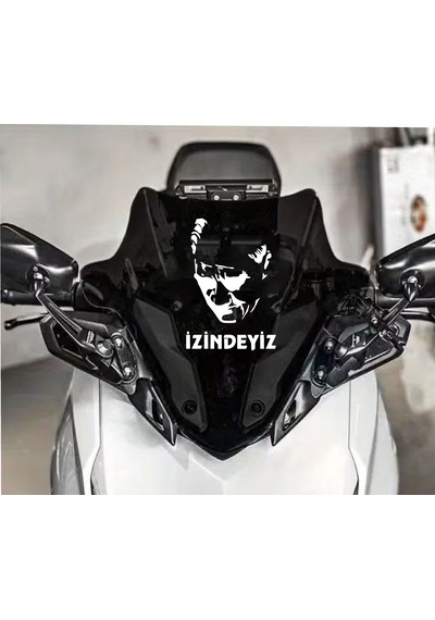Atam İzindeyiz Atatürk Silüet Sticker - Araba Oto Motosiklet Karavan Cam Sticker - 00235 60X41 Cm