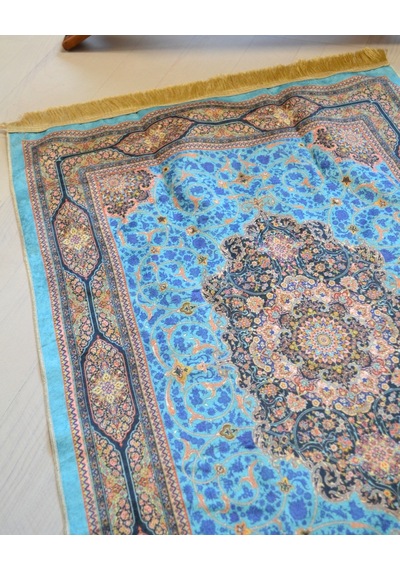 Pratik Ve Taşınabilir İpek Dokulu Çantalı Seccade Halı Desenli Turkuaz- Fermuarlı Turkuaz