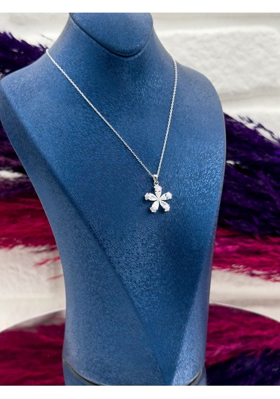 925 Ayar Gümüş Zirkon Taşlı Lotus Modeli Zarif Kadın Kolye Gümüş