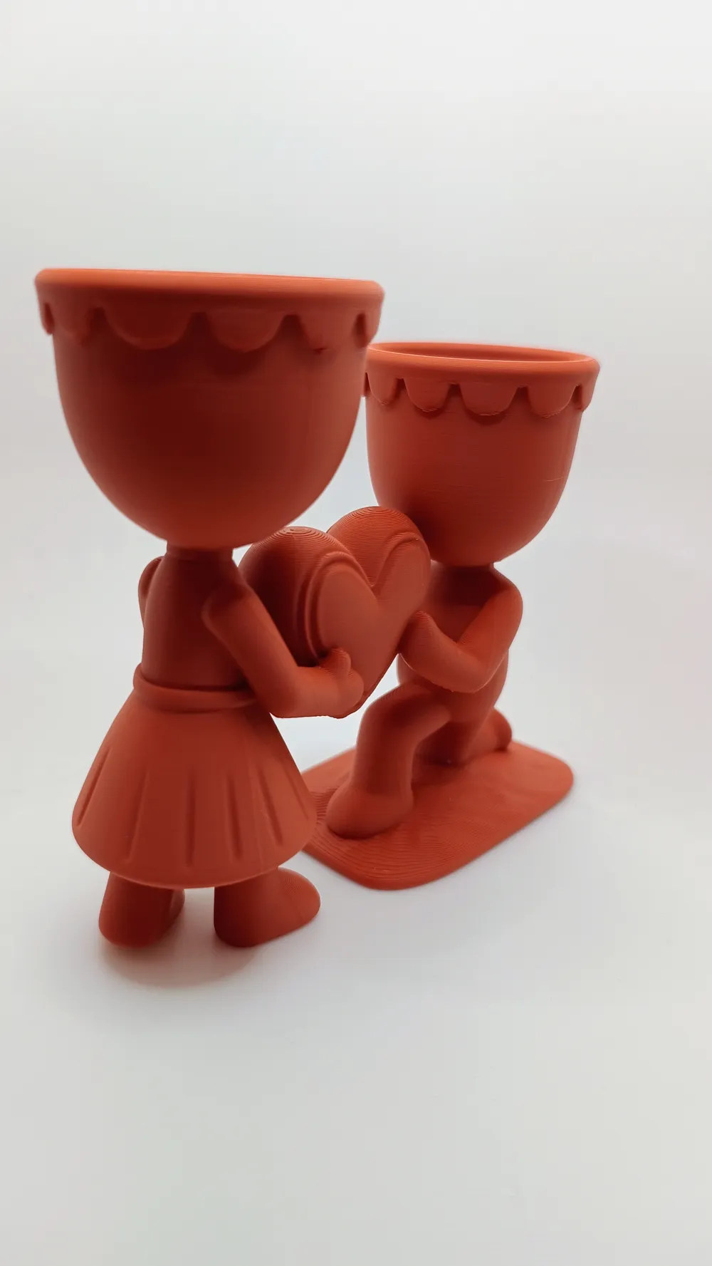 Kalpli Çift Figürlü Saksı - Dekor Saksı 13.5x10.5cm