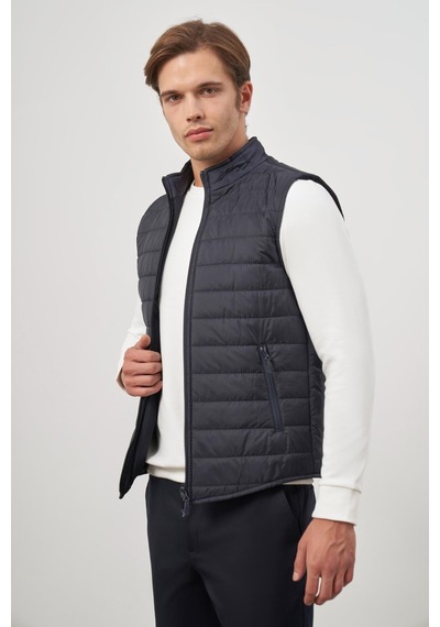 İmza Koyu Lacivert Kapitone Dik Yaka Düz Garnisiz-biyesiz Slim Fit Yelek 1009245150 Koyu Lacivert İmza Koyu Lacivert Kapitone Dik Yaka Düz Garnisiz-biyesiz Slim Fit Yelek 1009245150 Koyu Lacivert