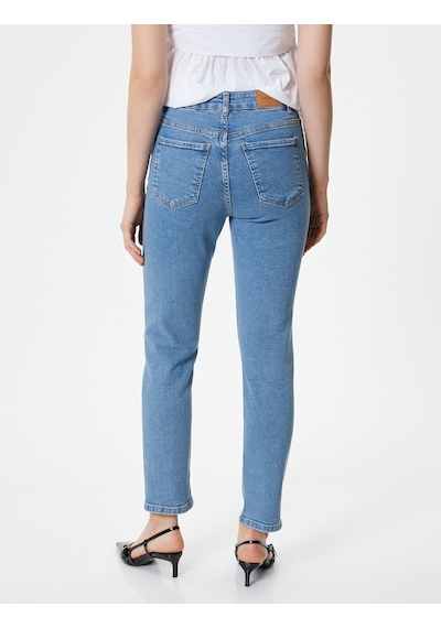 Koton Slim Fit Kot Pantolon Esnek Standart Bel - Eve Slim Jeans Açık İndigo 4sal40188md 4SAL40188MDLGT Açık İndigo Koton Slim Fit Kot Pantolon Esnek Standart Bel - Eve Slim Jeans Açık İndigo 4sal40188md 4SAL40188MDLGT Açık İndigo