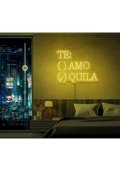 Te:amo/quıla Yazılı Ve Şekilli Neon Tabela Sarı
