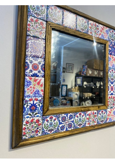 El Yapımı Seramik Ve Ahşap Malzeme İle Çerçeve Edilmiş Ayna 36cmx36cm