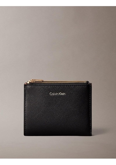 Calvin Klein Kadın Foil Logolu Double Fermuar Detaylı Kartlık-13491 Siyah