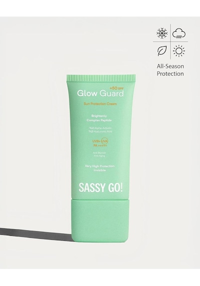 Glow Guard - Koruyucu Ve Leke Karşıtı Güneş Kremi 50 Spf 50ml