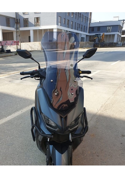Motocam Küba Novax 200 Ön Cam 2023-2026 Model 57cm Füme Renkli 4mm