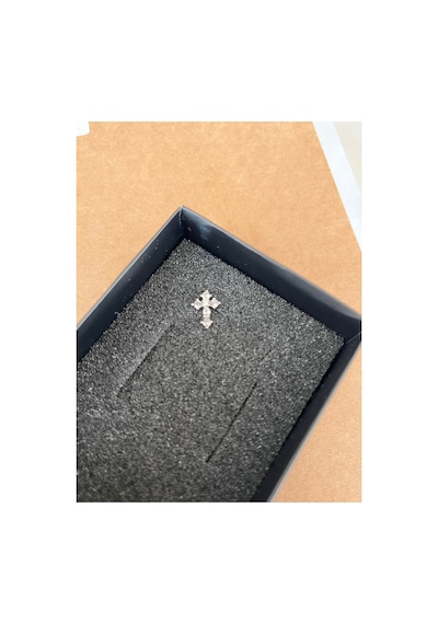 Taşlı Haç Piercing Gümüş