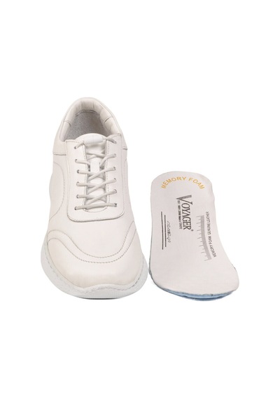 Voyager Beyaz Hakiki Deri Hafızalı Taban Lastik Bağcıklı Kadın Casual Ayakkabı Sneaker 8439 Z Voyager Beyaz Hakiki Deri Hafızalı Taban Lastik Bağcıklı Kadın Casual Ayakkabı Sneaker 8439 Z