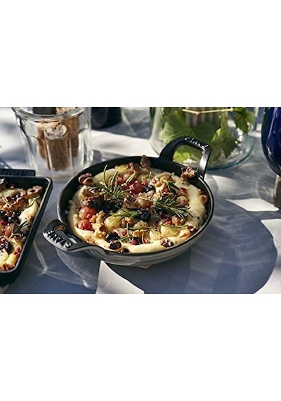 Staub Toz İstiflenebilir Fırın Kabı, Yuvarlak 16 Cm, 0,4 L İçerisinde Bulunan Mat Siyah Kaplı Tepsi İle Grafit Diğer