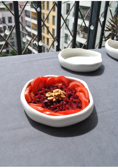 2 Adet Porselen Kıvrımlı Mini Fırın Kabı Küçük Boy Sunum Tabak Meze Salata Tabağı 14 Cm Asimetrik Beyaz