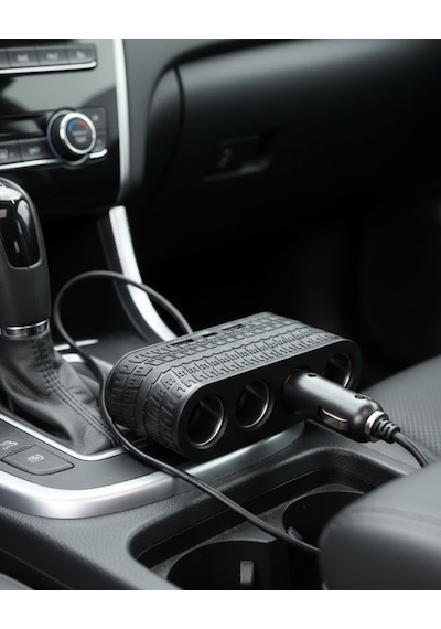 Techmrt Araç Çakmak Çoklayıcı 4 Çıkışlı 2 Usb Ve Type C Girişli Çok Fonksiyonlu Şarj Ünitesi