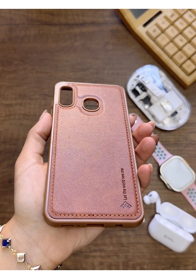 Samsung Galaxy A20 / A30 Uyumlu Premium Deri Dokulu Darbelere Karşı Dayanıklı Nazal Silikon Kılıf Kahverengi