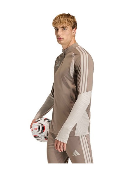 Adidas Tiro 26 Competition Top Erkek Futbol Antrenman Uzun Kollu Tişört Ke9222 Kahverengi