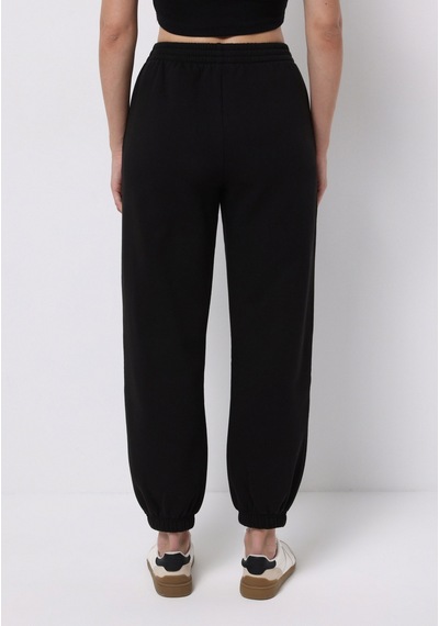 Colins Regular Fit Orta Bel Düz Kadın Siyah Eşofman Altı Cl1076237 Q1.v2 Blk Siyah