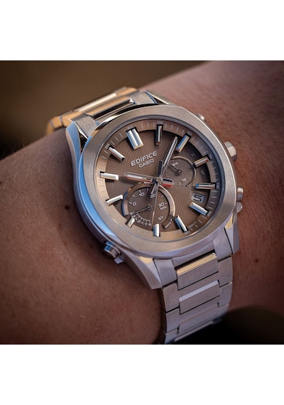Casio Eqb-1300d-5adf Kol Saati Metalik