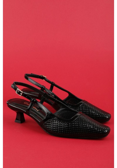 Gondol Kadın Hakiki Deri İnce Stiletto Topuklu Ayakkabı Brgl.6136 Siyah Rugan